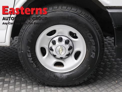 Used 2020 Chevrolet Express 2500 Work Van w/ Communications Package image 27