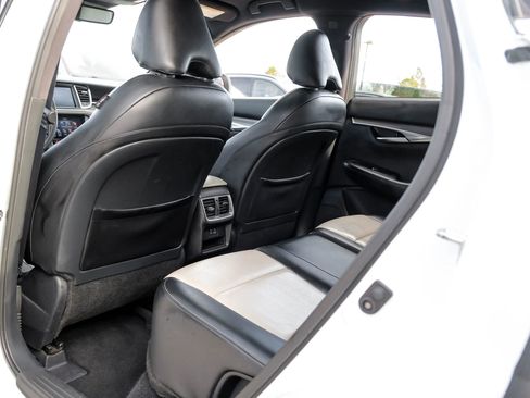 Used 2024 INFINITI QX55 Luxe image 48