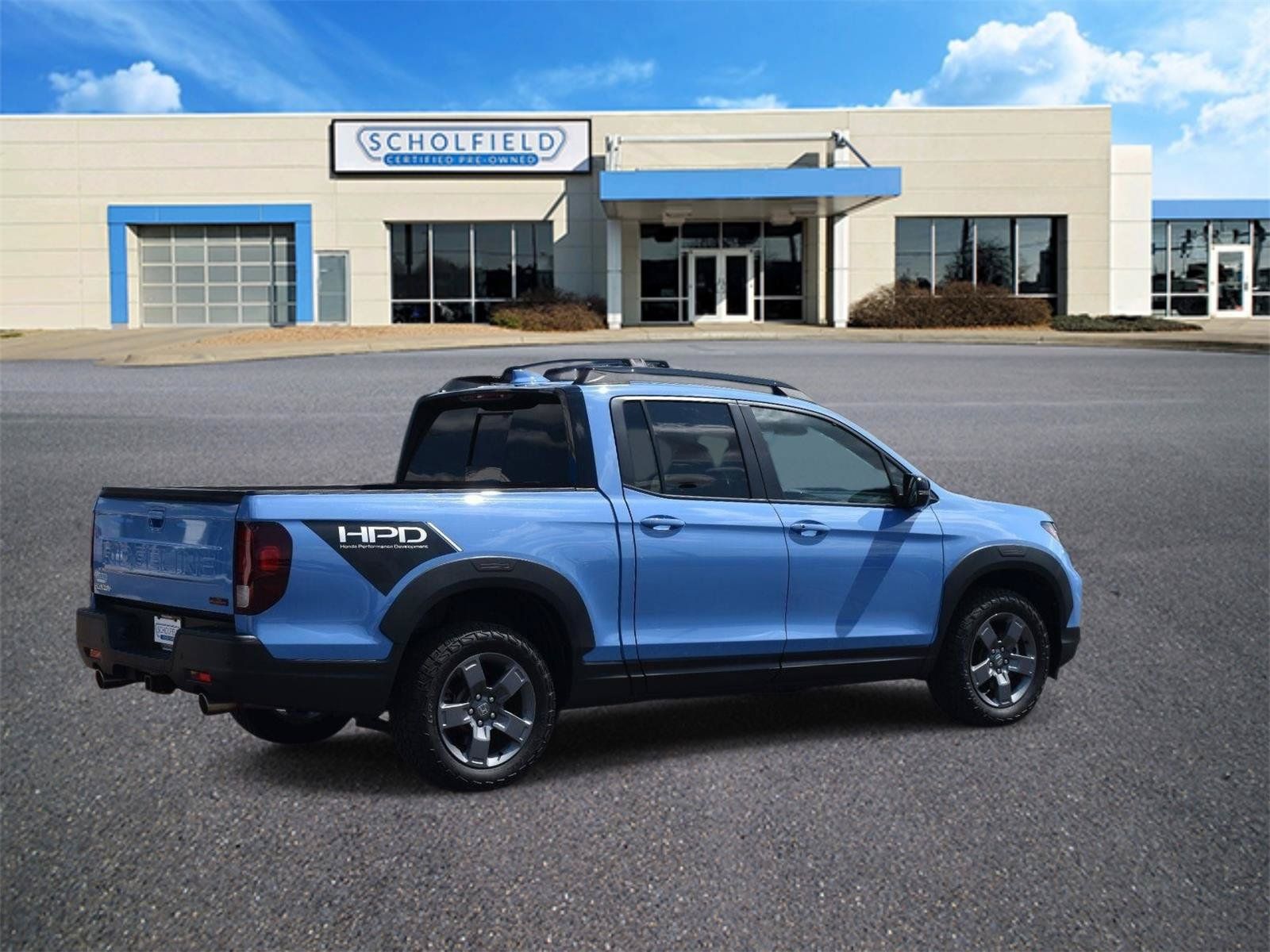 Used 2025 Honda Ridgeline TrailSport image 3