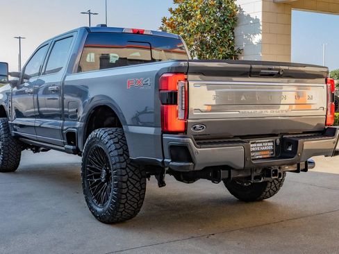 Used 2024 Ford F250 Platinum w/ FX4 Off-Road Package AWD/4WD image 7