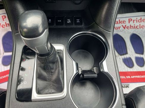 Used 2015 Toyota Highlander Plus image 20