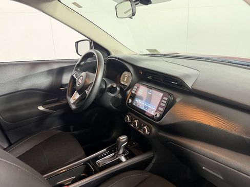 Used 2024 Nissan Kicks SV FWD image 34