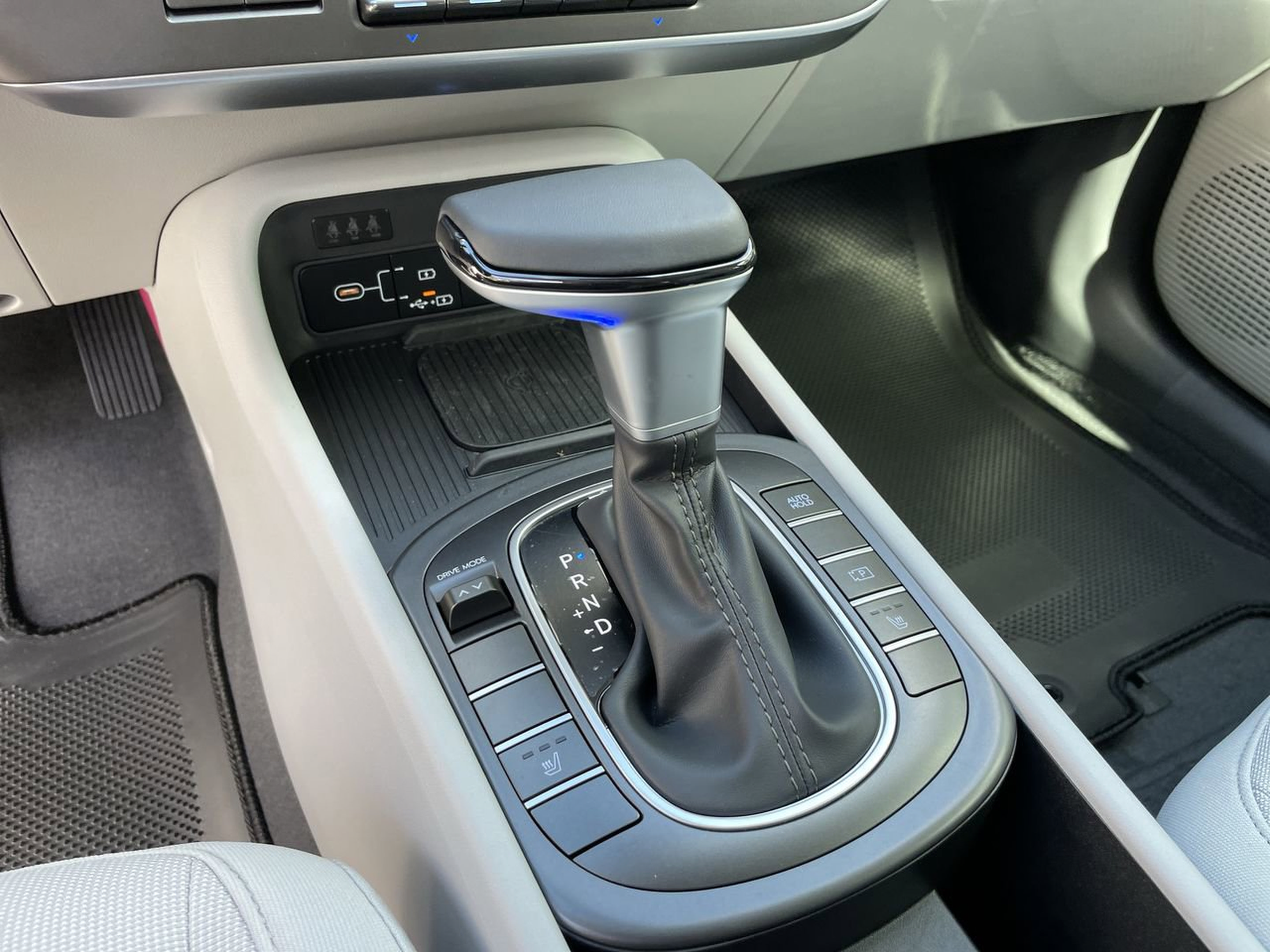 Certified 2026 Hyundai Kona SEL Sport FWD image 13