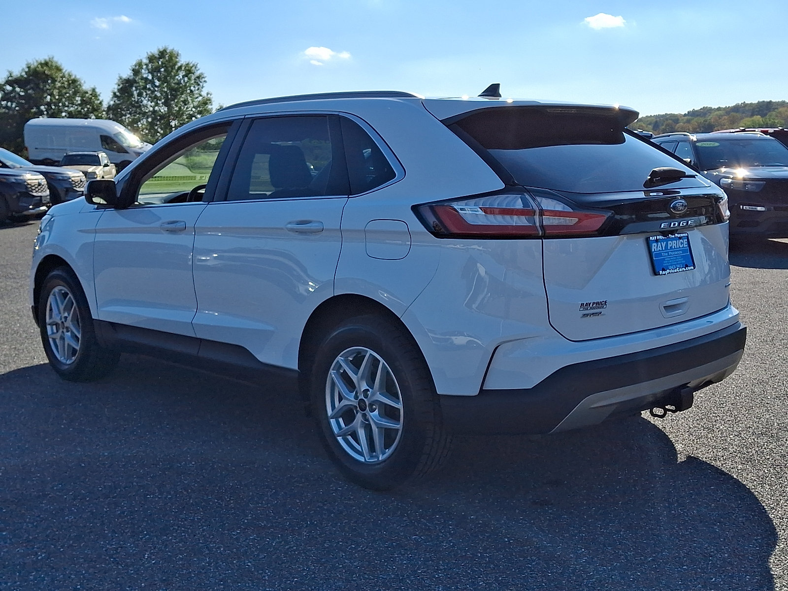 Used 2023 Ford Edge SEL w/ Convenience Package AWD/4WD image 5