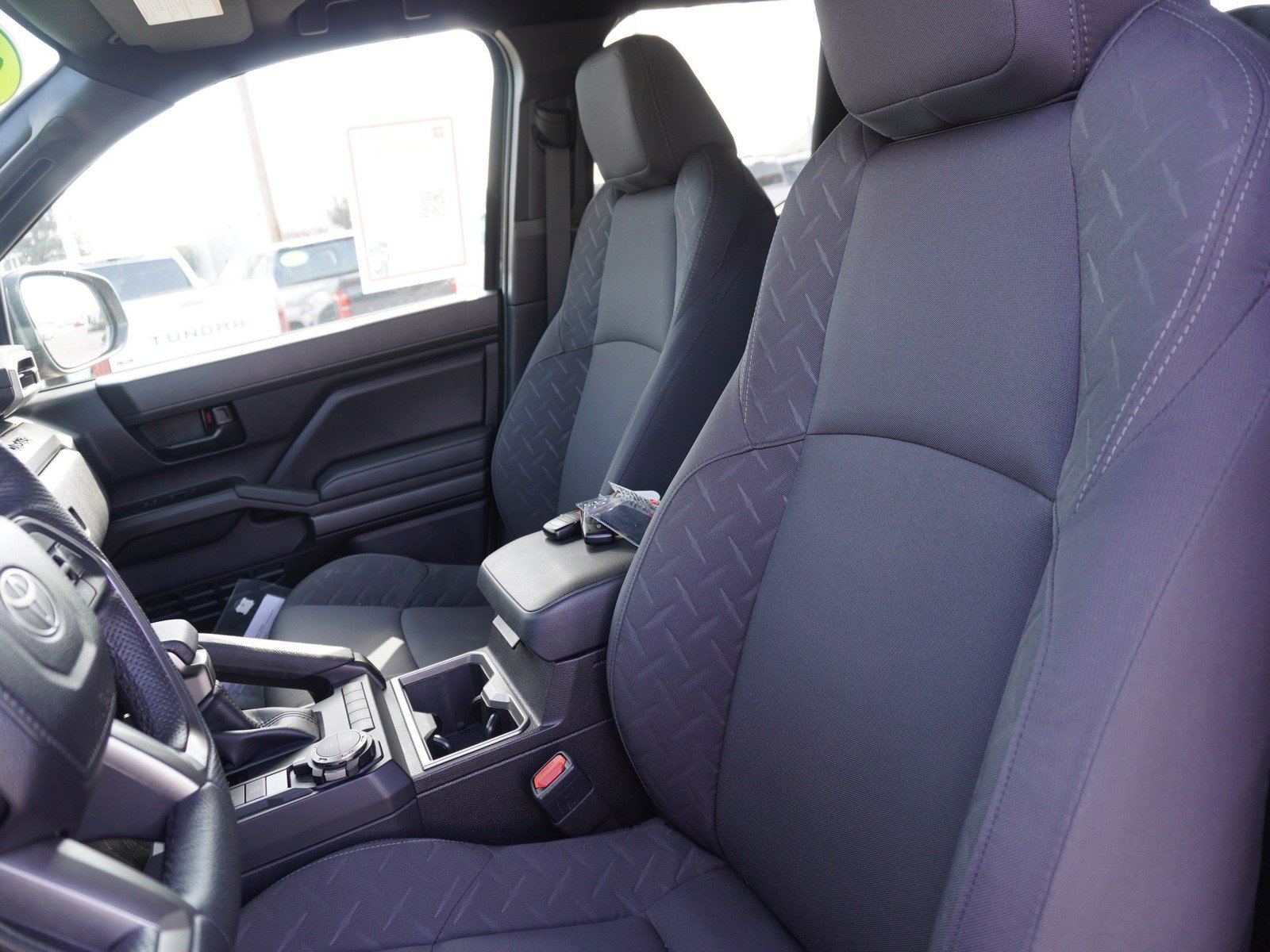 Used 2025 Toyota Tacoma SR5 AWD/4WD image 23