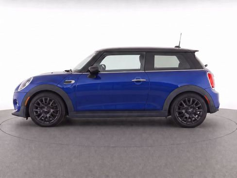 Used 2019 MINI Cooper 2-Door Hardtop w/ Storage Package FWD image 3