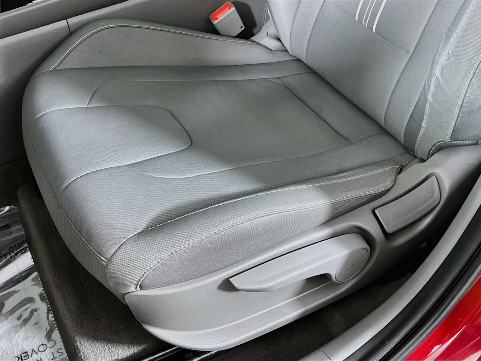 Certified 2024 Hyundai Elantra SEL w/ Convenience Package FWD image 20