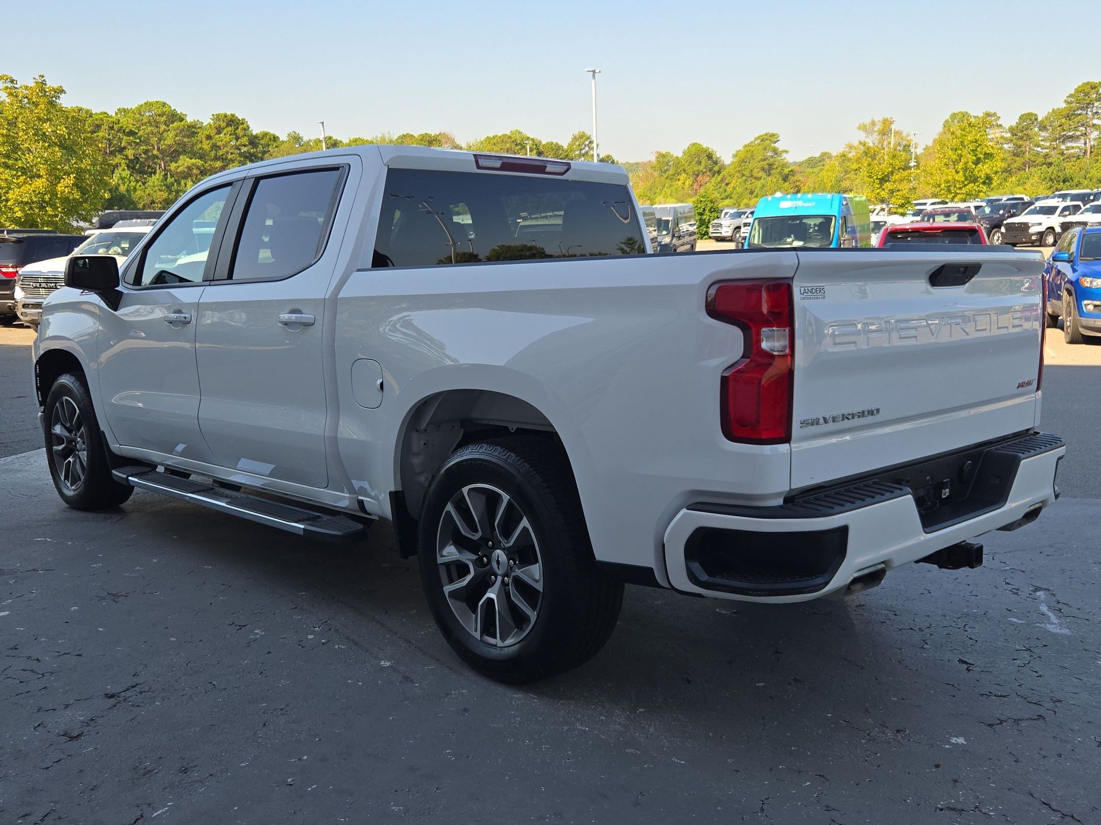 Used 2022 Chevrolet Silverado 1500 RST w/ Z71 Off-Road Package AWD/4WD image 5