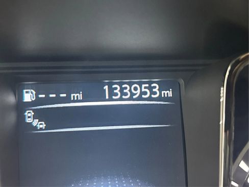 Used 2016 Nissan Titan SL image 47