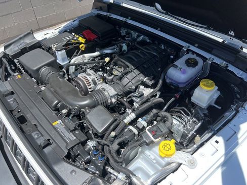 New 2025 Jeep Gladiator Sport AWD/4WD image 26