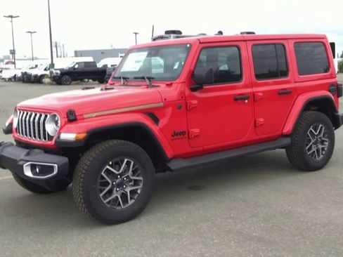 New 2025 Jeep Wrangler Sahara image 4