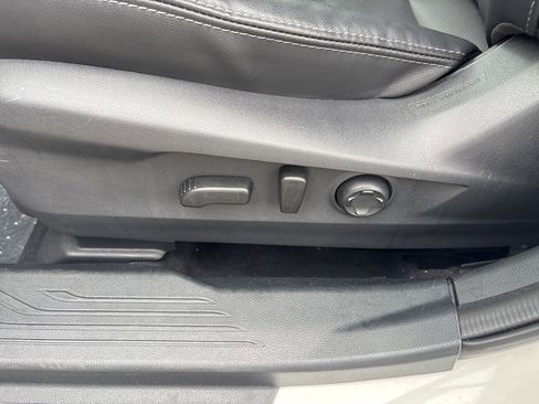 Certified 2025 Subaru Legacy Limited image 21