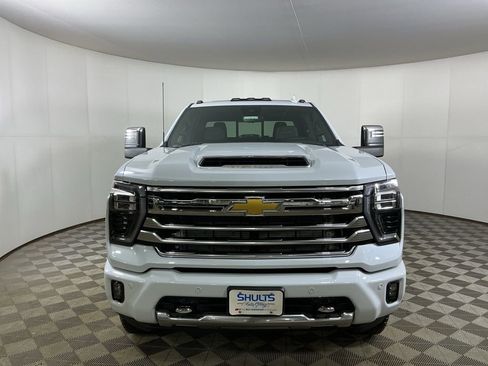 New 2026 Chevrolet Silverado 2500 High Country w/ High Country Premium Package AWD/4WD image 2