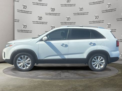 Used 2015 Kia Sorento EX FWD image 2