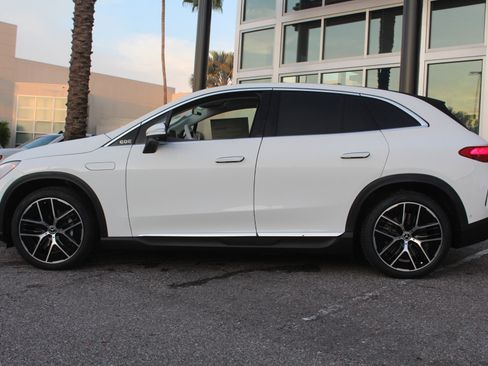 New 2026 Mercedes-Benz EQE 320 4MATIC SUV image 3