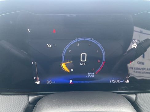 Used 2025 Chevrolet TrailBlazer LT w/ LT Cold Weather Package image 22