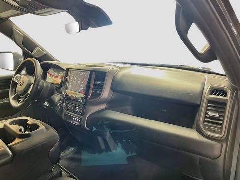 Used 2025 RAM 1500 Tradesman AWD/4WD image 28