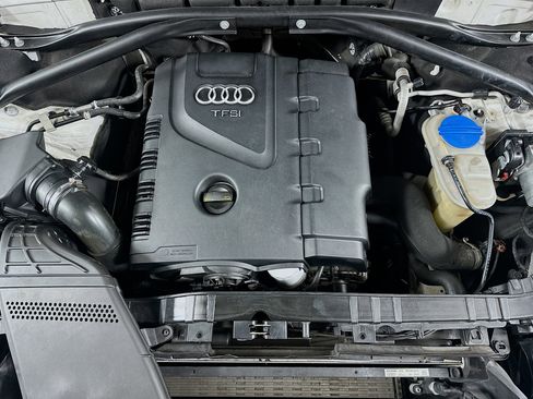 Used 2017 Audi Q5 2.0T Premium AWD/4WD image 32