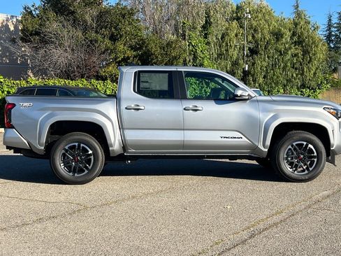 New 2026 Toyota Tacoma TRD Sport image 9