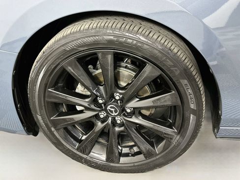 Used 2023 MAZDA MAZDA3 s FWD image 32