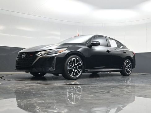 Used 2024 Nissan Sentra SR w/ SR Premium Package image 54