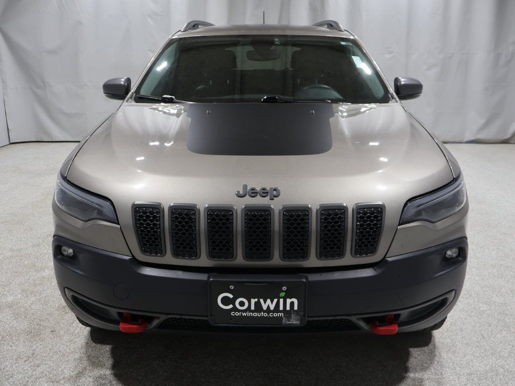 Used 2019 Jeep Cherokee Trailhawk w/ Cold Weather Group AWD/4WD image 7