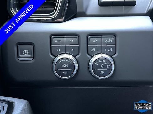 Used 2024 GMC Sierra 2500 AT4 w/ AT4 Premium Plus Package AWD/4WD image 36