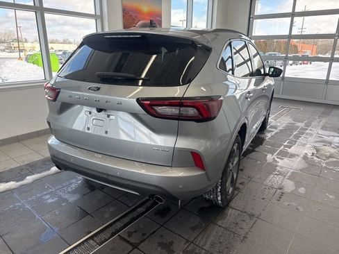 Certified 2023 Ford Escape ST-Line w/ Tech Pack #1 AWD/4WD image 5