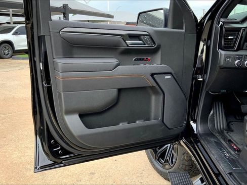 New 2025 GMC Sierra 1500 AT4 w/ AT4 Premium Package image 11