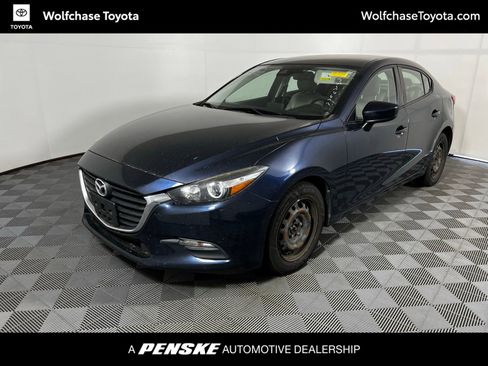 Used 2018 MAZDA MAZDA3 Sport FWD image 1