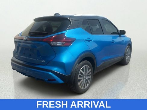 Used 2021 Nissan Kicks SV FWD image 7
