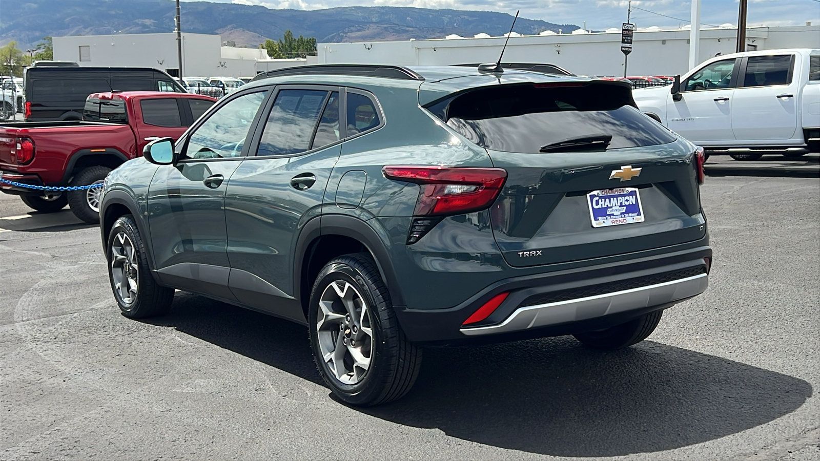 Certified 2025 Chevrolet Trax LT FWD image 7