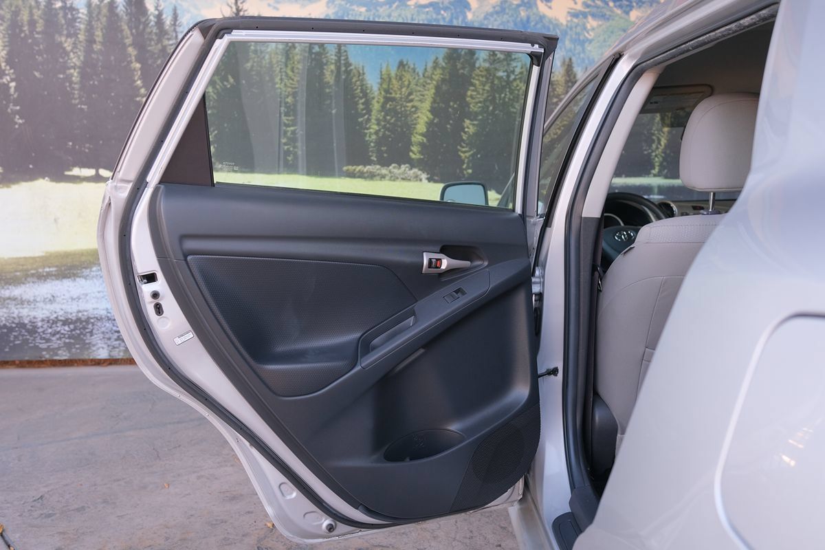 Used 2009 Toyota Matrix FWD image 29