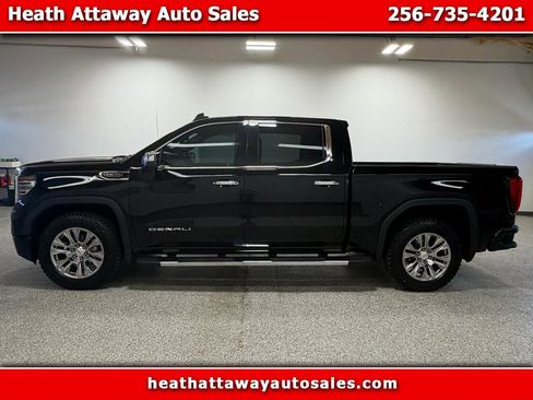 Used 2022 GMC Sierra 1500 Denali AWD/4WD image 1