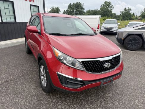 Used 2015 Kia Sportage LX AWD/4WD image 4