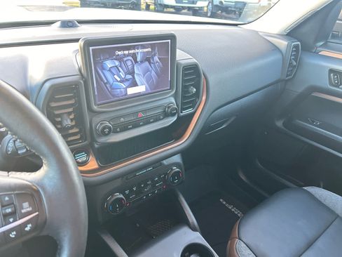 Used 2023 Ford Bronco Sport Outer Banks w/ Tech Package image 56