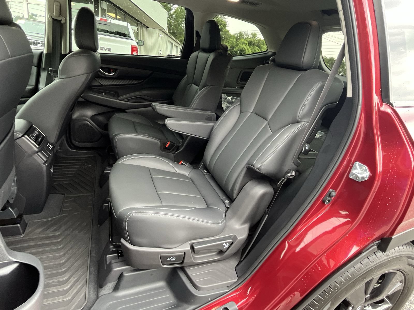 New 2026 Subaru Ascent Premium w/ Popular Package #2 AWD/4WD image 25