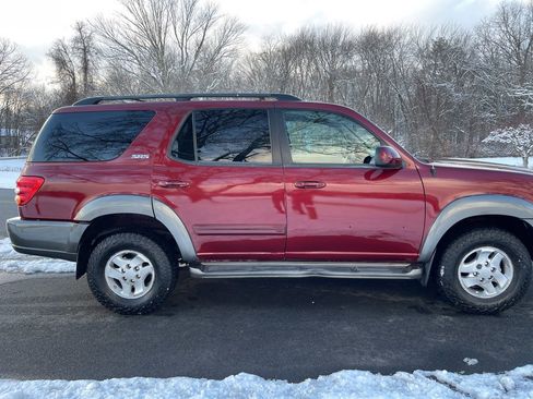 Used 2004 Toyota Sequoia SR5 image 26