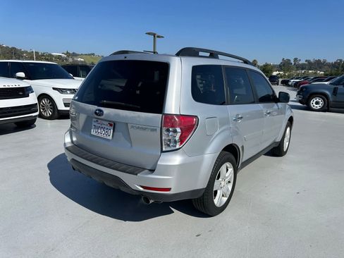 Used 2010 Subaru Forester 2.5X Limited image 4