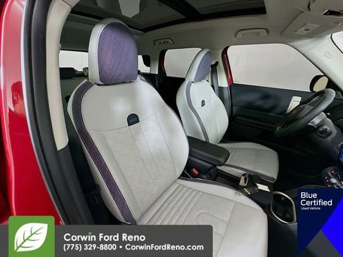 Used 2025 MINI Cooper Countryman S w/ Comfort Package Max image 32