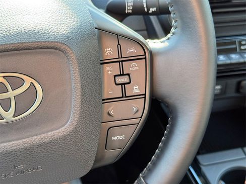 Certified 2025 Toyota Prius LE image 26