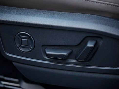 New 2025 Audi Q5 Premium Plus AWD/4WD image 22