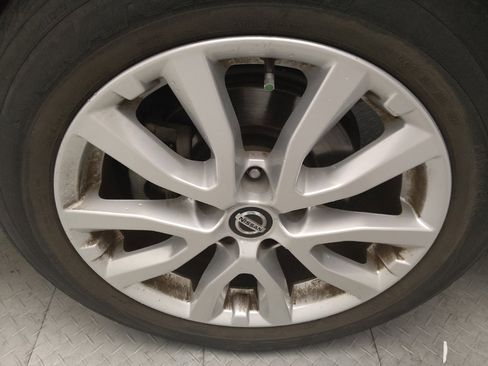 Used 2020 Nissan Rogue Sport SV FWD image 31