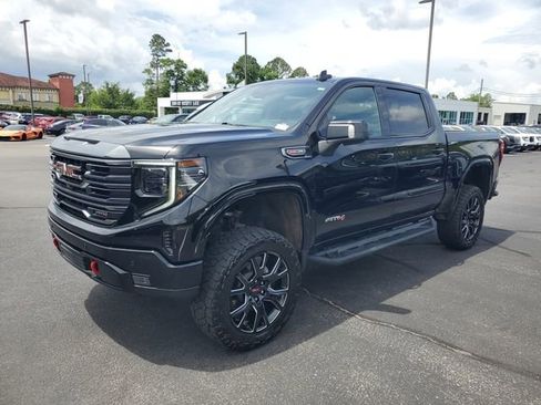 Certified 2024 GMC Sierra 1500 AT4 w/ Technology Package AWD/4WD image 2
