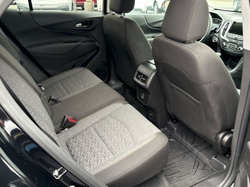 Used 2024 Chevrolet Equinox LT FWD image 11