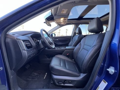 Certified 2023 Nissan Rogue SL w/ SL Premium Package image 22