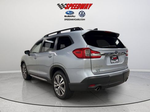 Used 2022 Subaru Ascent Limited w/ Technology Package AWD/4WD image 8