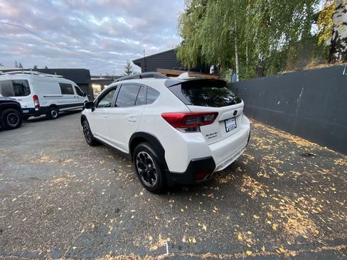 Used 2023 Subaru Crosstrek 2.0i Premium AWD/4WD image 4