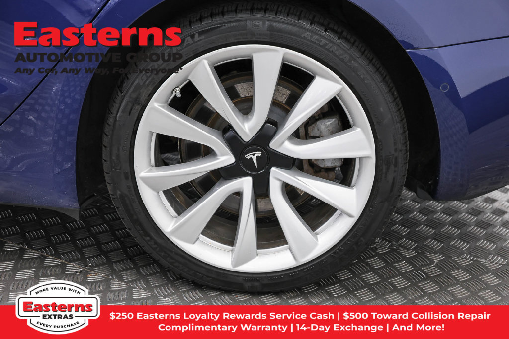 Used 2020 Tesla Model 3 Long Range AWD/4WD image 27