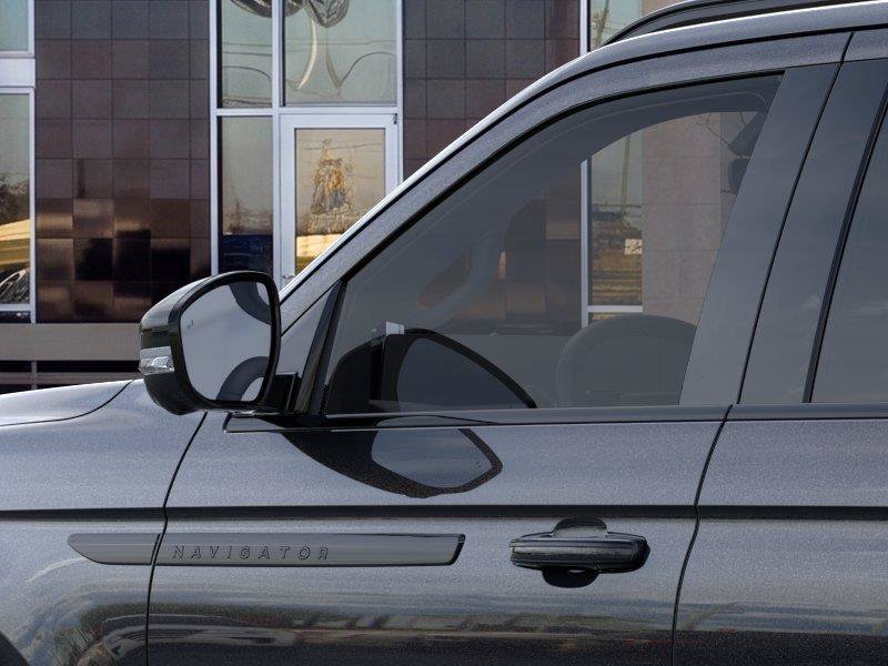 New 2025 Lincoln Navigator Reserve w/ Jet Appearance Package AWD/4WD image 20